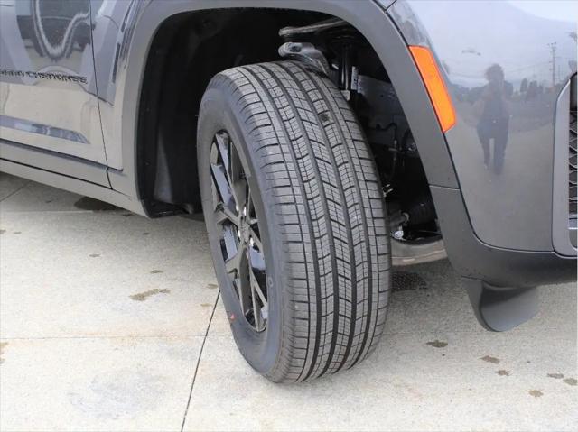 2026 Jeep Grand Cherokee L Altitude 4x4