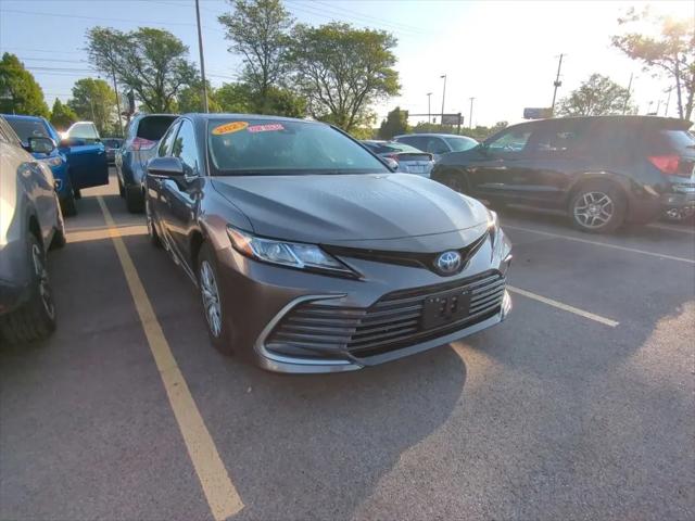 2023 Toyota Camry LE Hybrid