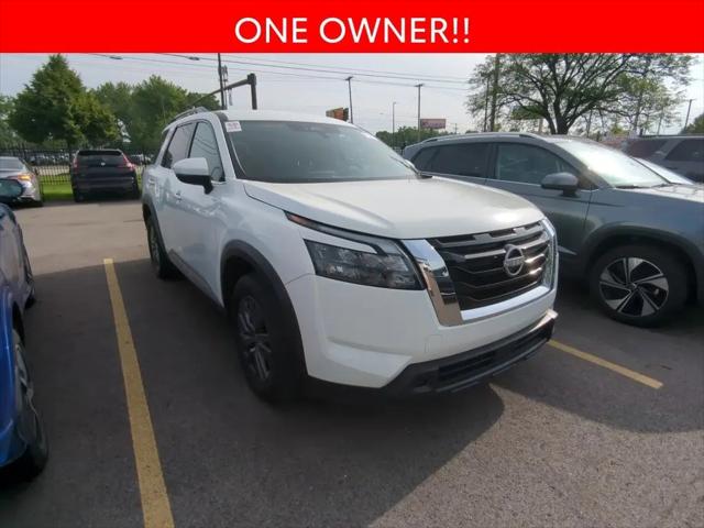 2025 Nissan Pathfinder SV 4WD