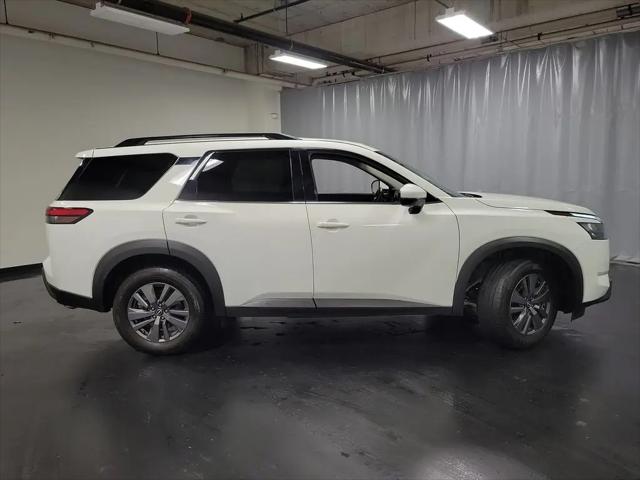 2025 Nissan Pathfinder SV 4WD