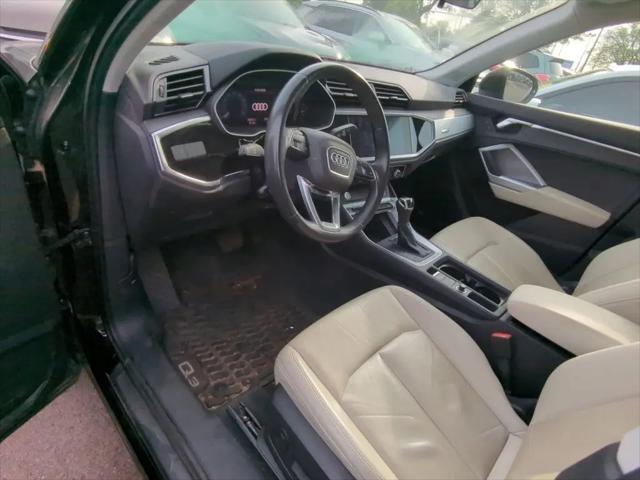 2020 Audi Q3 Premium 45 TFSI quattro Tiptronic