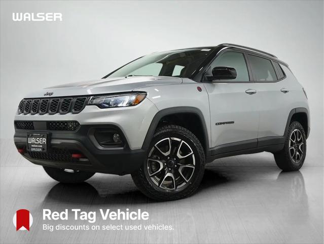 2025 Jeep Compass Trailhawk 4x4 for sale in Burnsville, MN