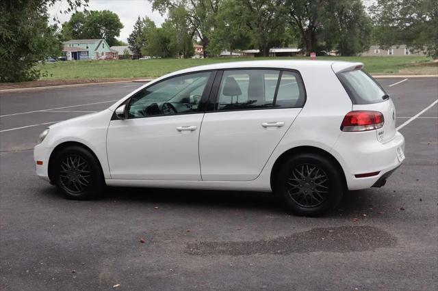 2013 Volkswagen Golf 2.5L 4-Door