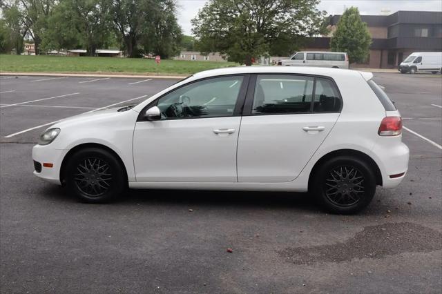 2013 Volkswagen Golf 2.5L 4-Door