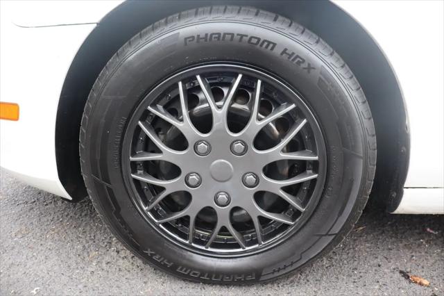 2013 Volkswagen Golf 2.5L 4-Door