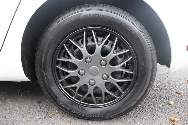2013 Volkswagen Golf 2.5L 4-Door