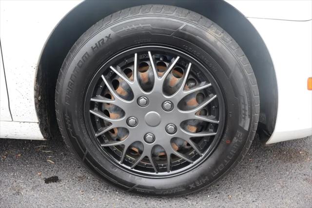 2013 Volkswagen Golf 2.5L 4-Door