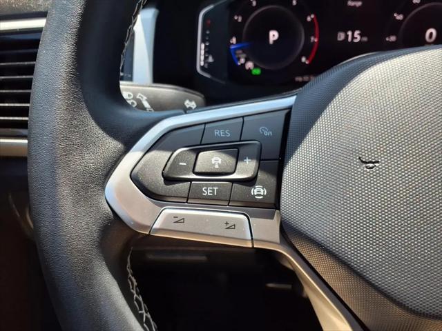 2022 Volkswagen Atlas 2.0T SE w/Technology