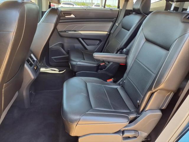 2022 Volkswagen Atlas 2.0T SE w/Technology
