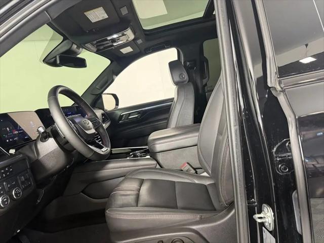 2025 Chevrolet Tahoe 4WD RST