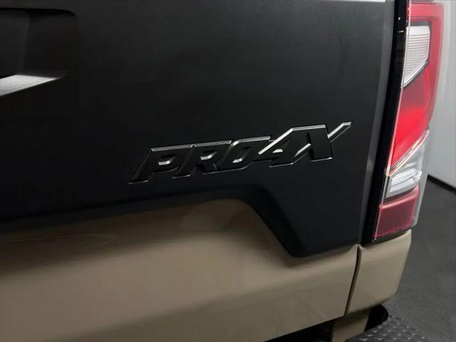 2024 Nissan Titan Crew Cab PRO-4X 4x4