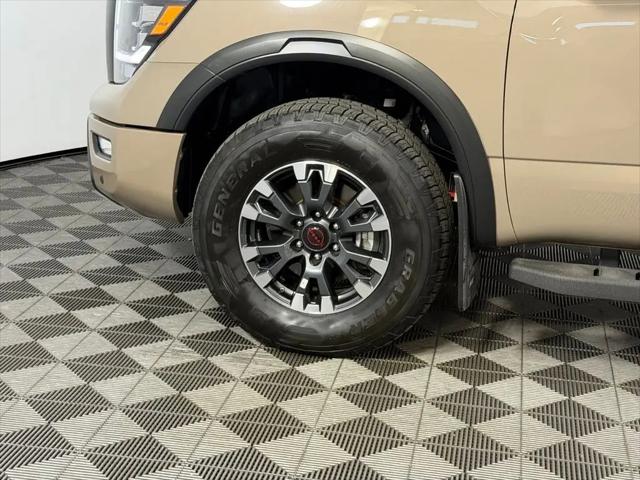 2024 Nissan Titan Crew Cab PRO-4X 4x4