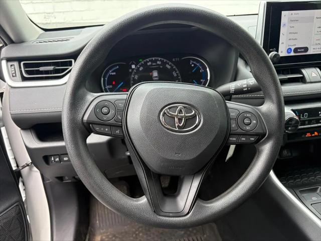 2023 Toyota RAV4 Hybrid LE