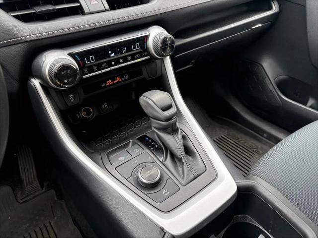 2023 Toyota RAV4 Hybrid LE