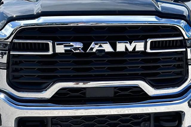 2026 Ram 2500 Big Horn Crew Cab 4x4 64 Box