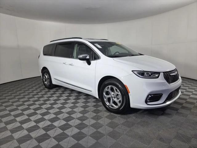 2023 Chrysler Pacifica Limited AWD