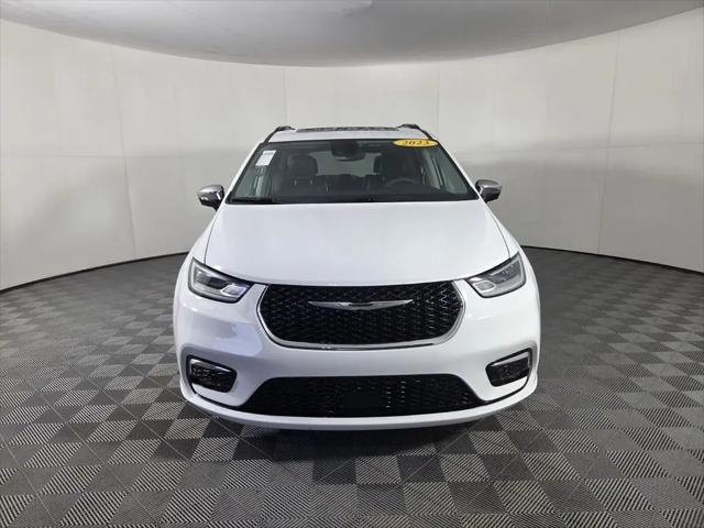 2023 Chrysler Pacifica Limited AWD