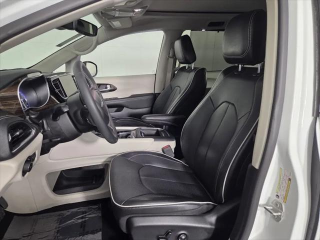 2023 Chrysler Pacifica Limited AWD