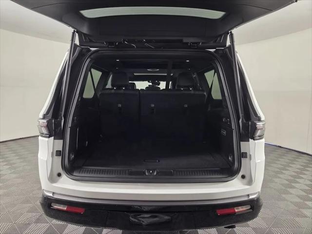 2026 Jeep Grand Wagoneer L Limited Reserve 4x4