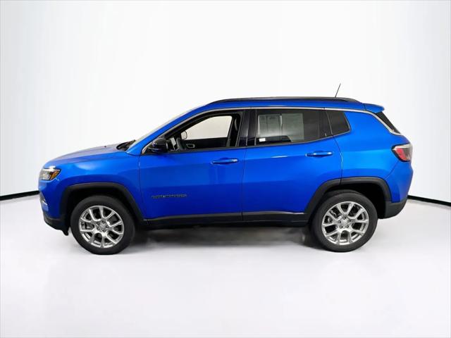 2023 Jeep Compass Latitude Lux FWD
