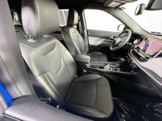2023 Jeep Compass Latitude Lux FWD