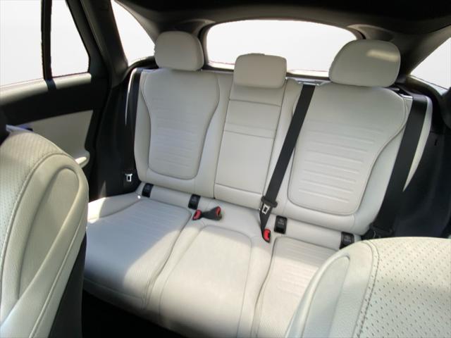 2026 Mercedes-Benz GLC Unknown