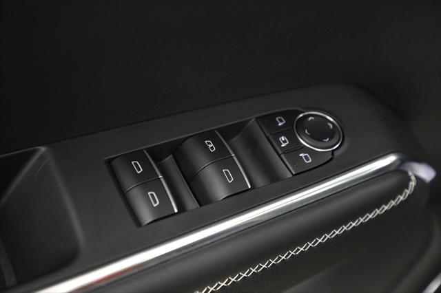 2026 GMC Acadia Denali AWD