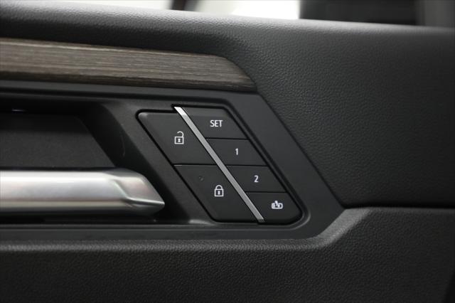 2026 GMC Acadia Denali AWD