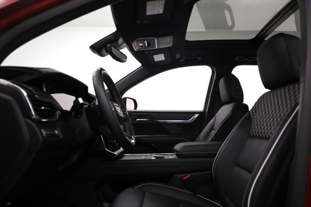 2026 GMC Acadia Denali AWD