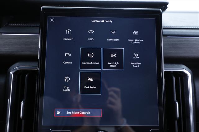 2026 GMC Acadia Denali AWD