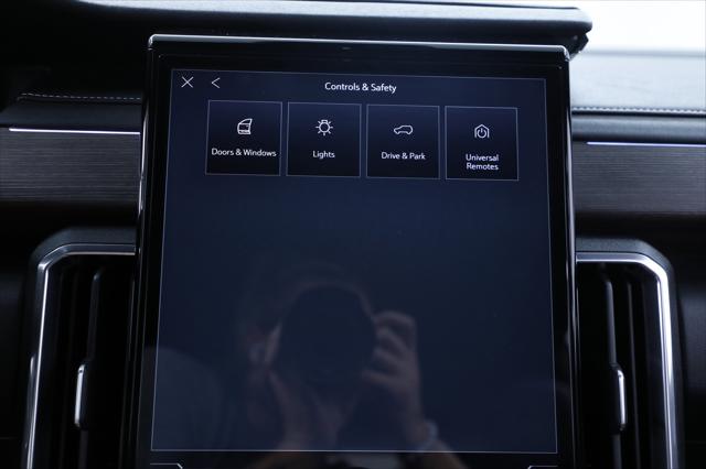 2026 GMC Acadia Denali AWD