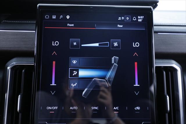 2026 GMC Acadia Denali AWD