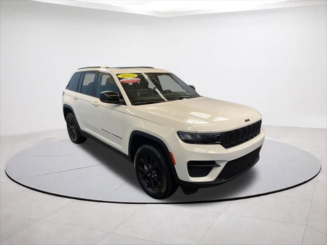 2025 Jeep Grand Cherokee Altitude X 4x4 for sale in East Hartford, CT