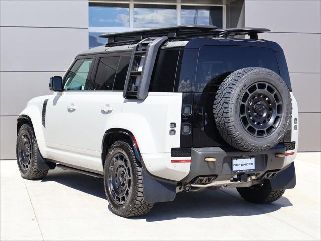 2026 Land Rover Defender P635 OCTA