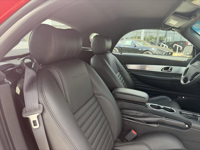 2002 Ford Thunderbird Base
