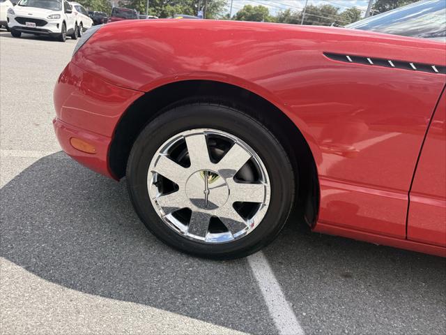 2002 Ford Thunderbird Base