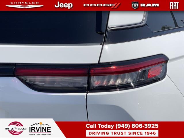 2026 Jeep Grand Cherokee Altitude 4x4