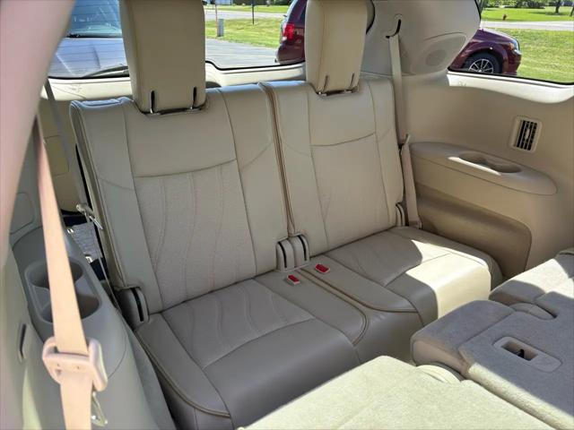2013 INFINITI JX35 AWD 4dr