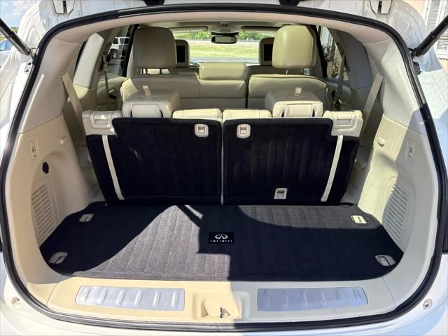 2013 INFINITI JX35 AWD 4dr