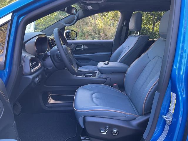 2027 Chrysler Pacifica Pinnacle