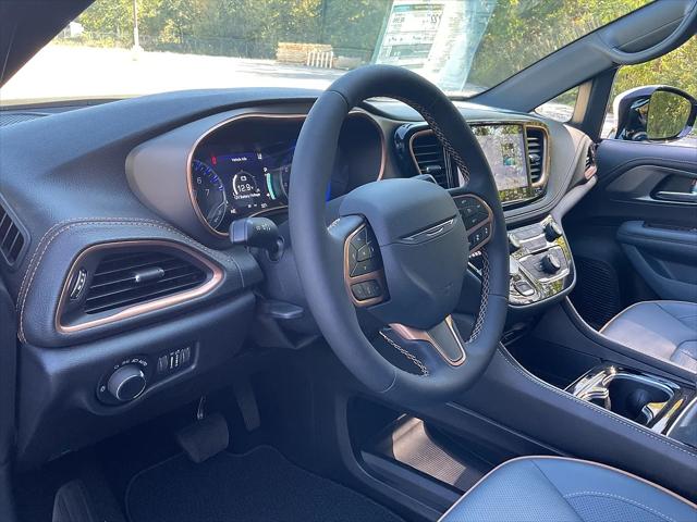 2027 Chrysler Pacifica Pinnacle