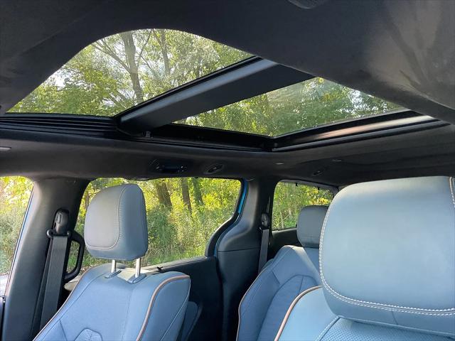 2027 Chrysler Pacifica Pinnacle