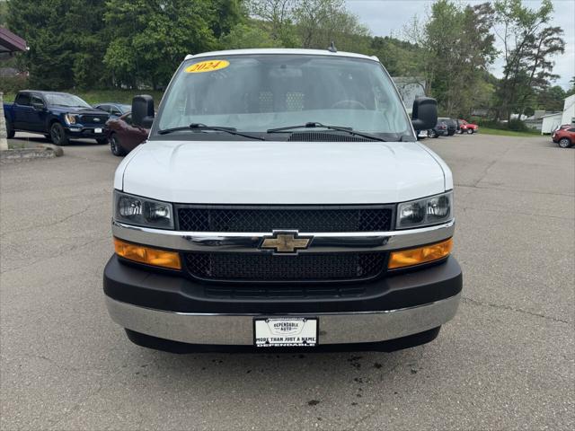 2024 Chevrolet Express Cargo Van RWD 2500 Regular Wheelbase WT