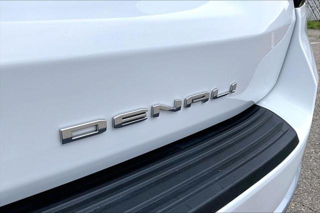 2024 GMC Yukon 4WD Denali