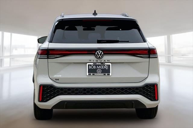 2026 Volkswagen Tiguan SE R-Line Black