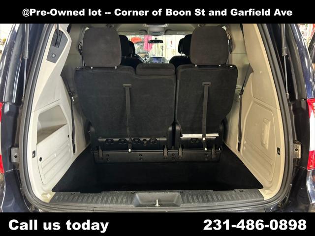 2011 Chrysler Town & Country Touring