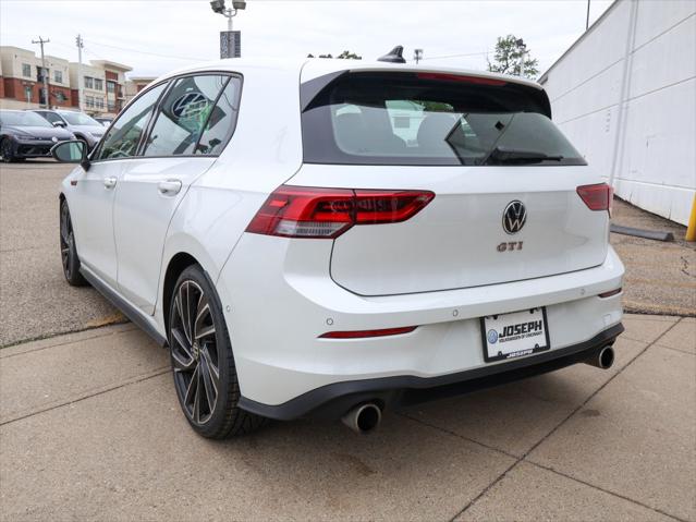 2024 Volkswagen Golf GTI 2.0T Autobahn