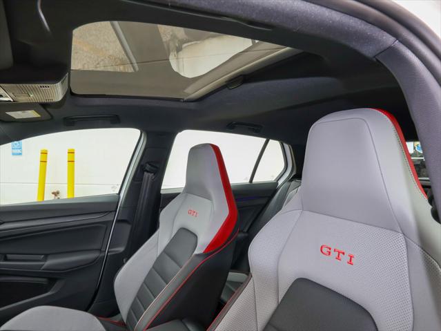 2024 Volkswagen Golf GTI 2.0T Autobahn