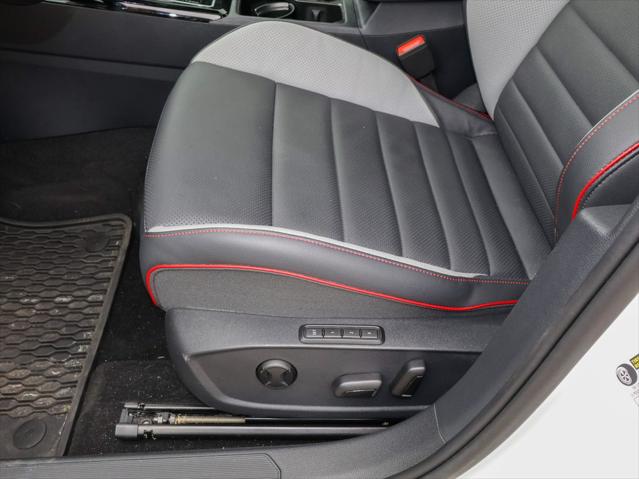 2024 Volkswagen Golf GTI 2.0T Autobahn