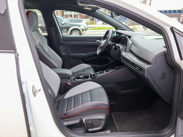 2024 Volkswagen Golf GTI 2.0T Autobahn